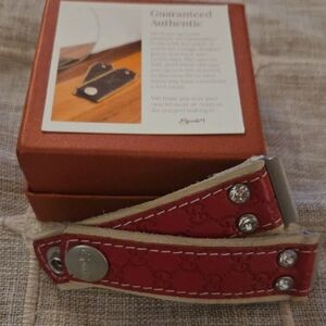 Spark*l Band Watch Band Made With Authethic Gucci Material.